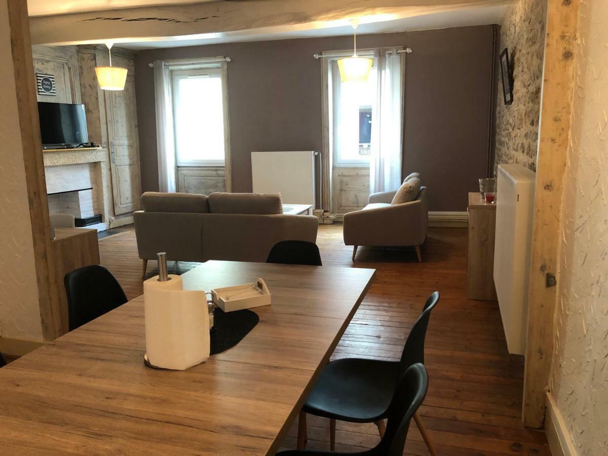 Spacieux appartement 2/6 pers 110m² proche CNPE Lagnieu Extérieur photo