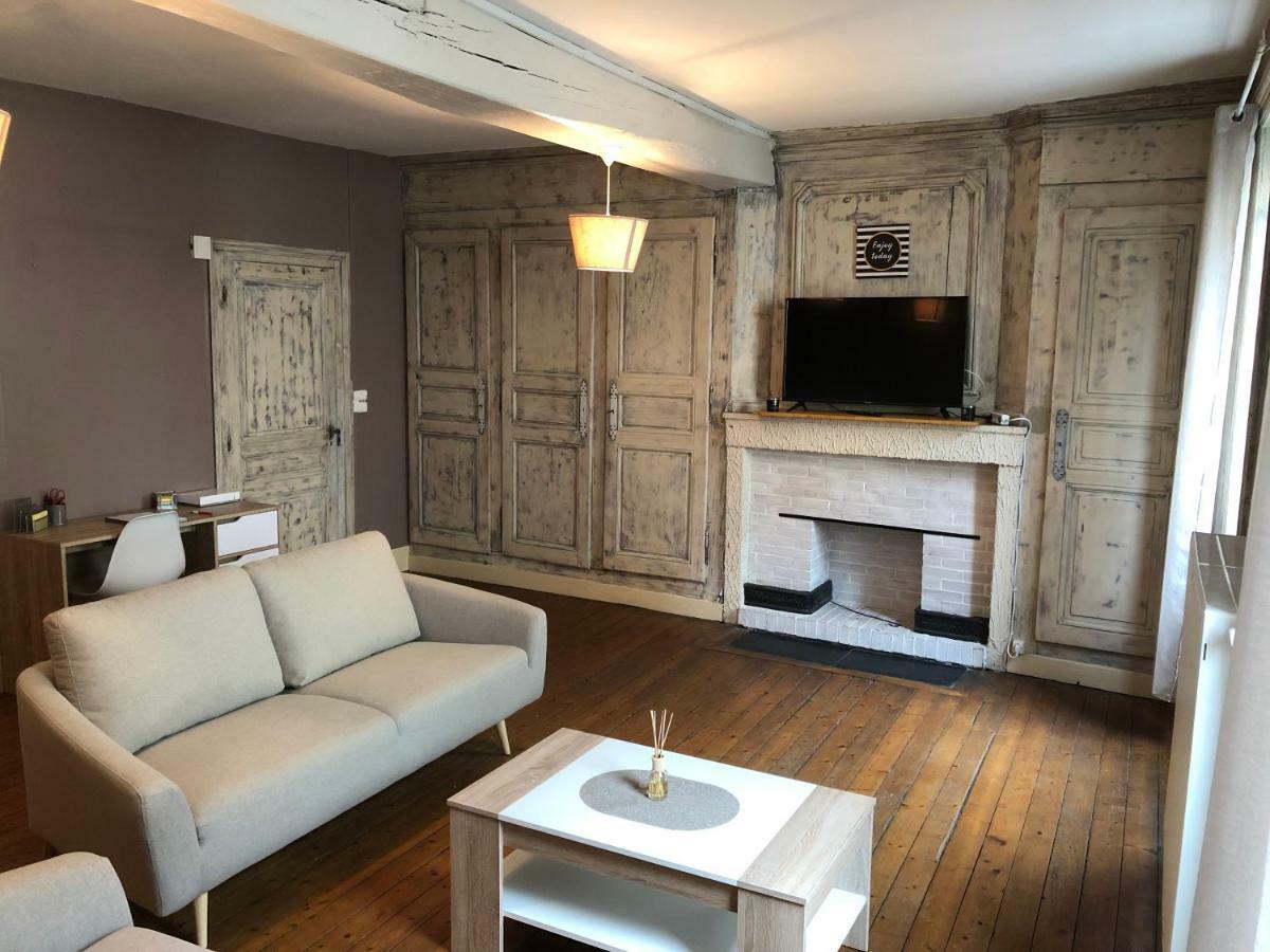 Spacieux appartement 2/6 pers 110m² proche CNPE Lagnieu Extérieur photo