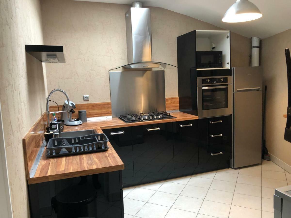 Spacieux appartement 2/6 pers 110m² proche CNPE Lagnieu Extérieur photo